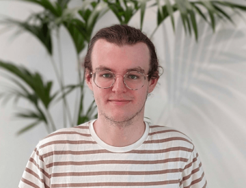 What’s it like starting out as a junior full-stack engineer?